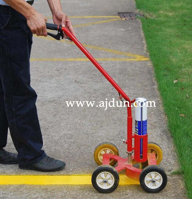 油漆劃線車C型灸姊、馬路劃線機(jī)