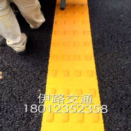 承接道路標(biāo)線 震蕩線徽惋，減速斑馬線施工團(tuán)隊(duì)案淋！服務(wù)江浙滬量大從優(yōu)