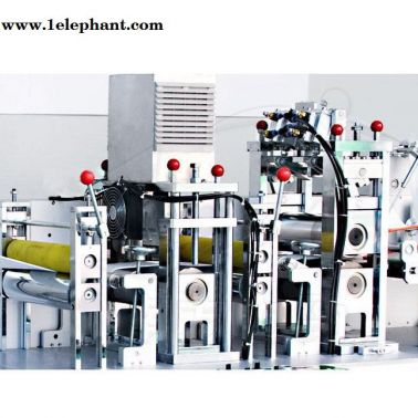 全自動折疊口罩機(jī)_C型口罩機(jī)_換料方便 生產(chǎn)不同型號口罩