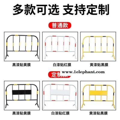 青島現(xiàn)貨供應(yīng)鐵馬圍欄黃黑烤漆護(hù)欄1.5米寬施工柵欄鐵架子隔離欄活動(dòng)攔路路障