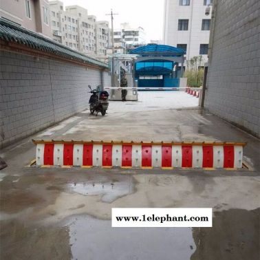 深圳路障機(jī)**監(jiān)獄專用液壓翻板路障機(jī)