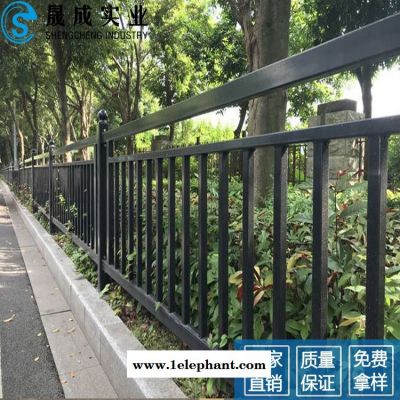 廣州護(hù)欄廠家 番禺道路安全防護(hù)欄定制 佛山鍍鋅城市交通隔離柵